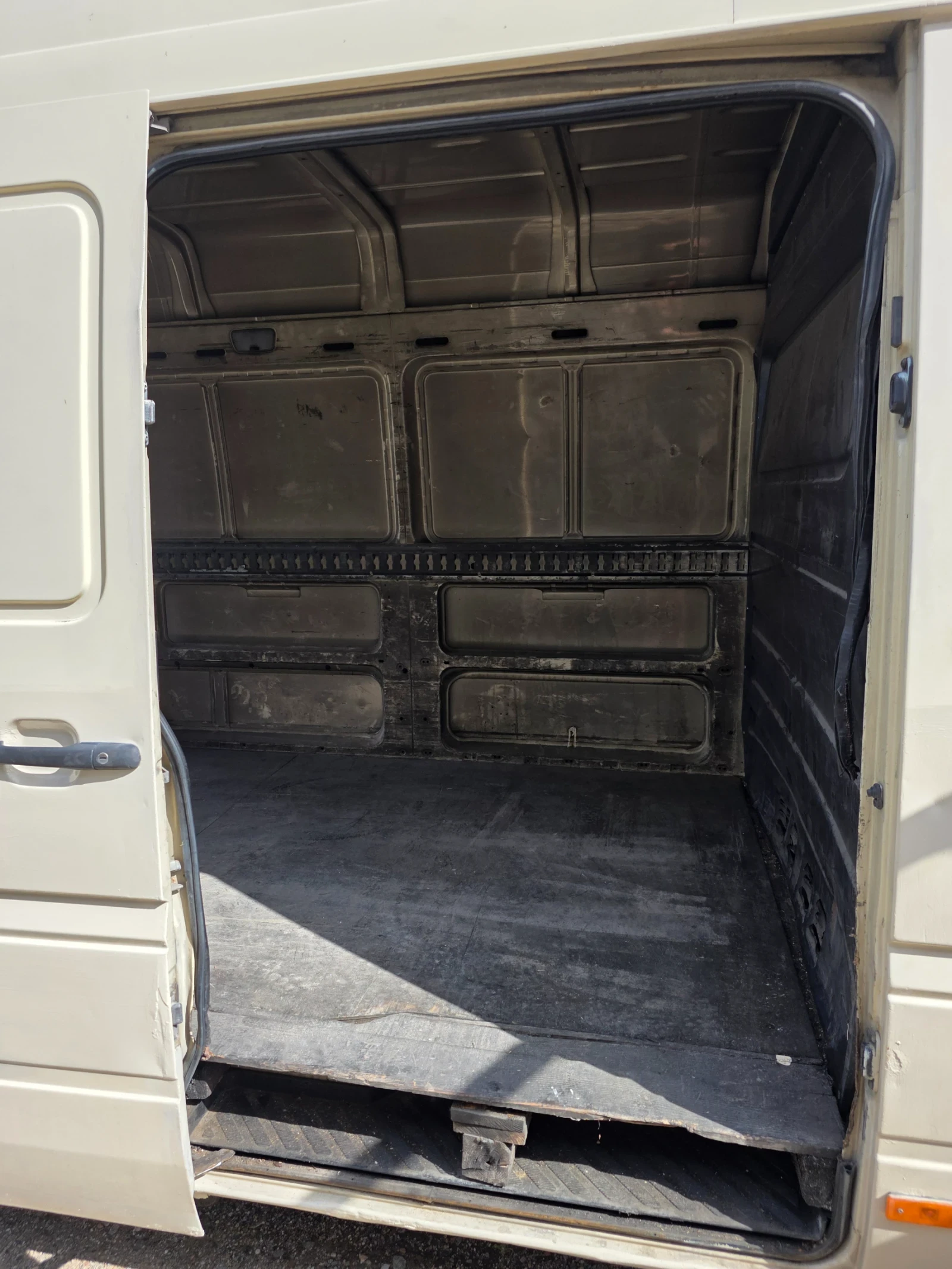 Mercedes-Benz Sprinter 311maxi , снимка 13 - Бусове и автобуси - 55747380