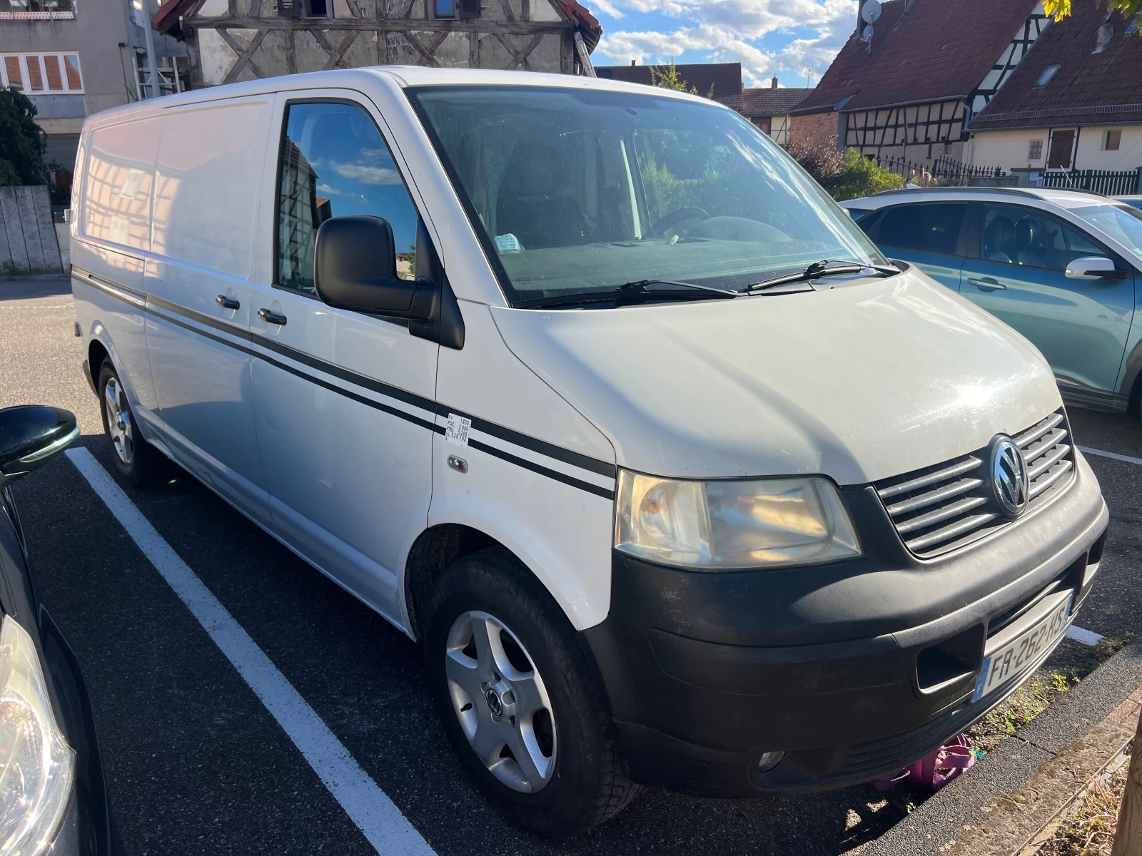 VW Transporter 2.5 TDI CLIMA / AUTOMATIC / MAXI, снимка 13 - Бусове и автобуси - 56062574