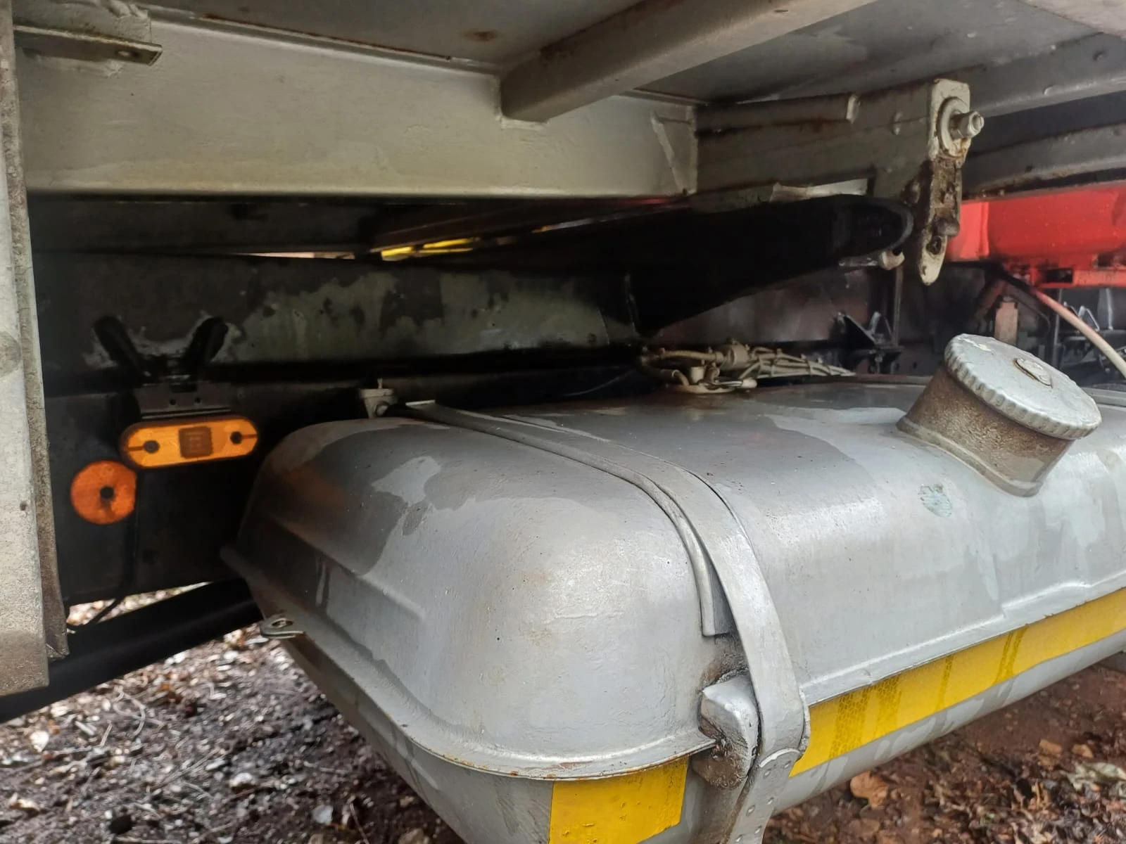 Man 8.150  | Mobile.bg   11