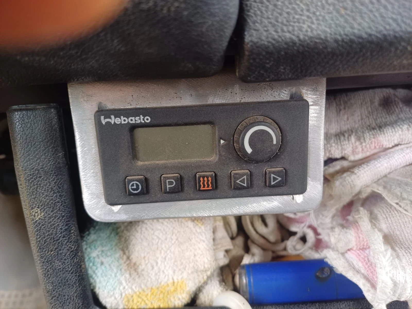 Man 8.150  | Mobile.bg   15