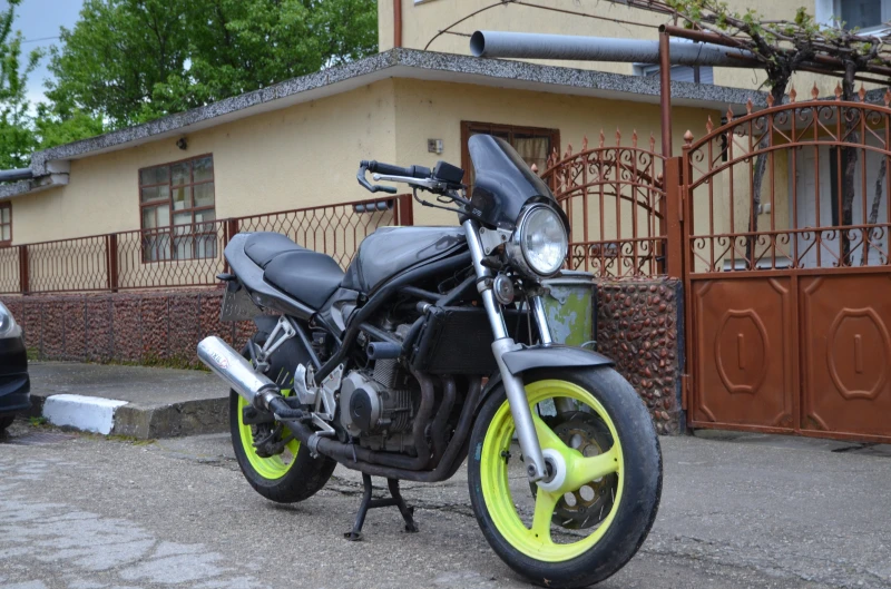 Suzuki Bandit 400