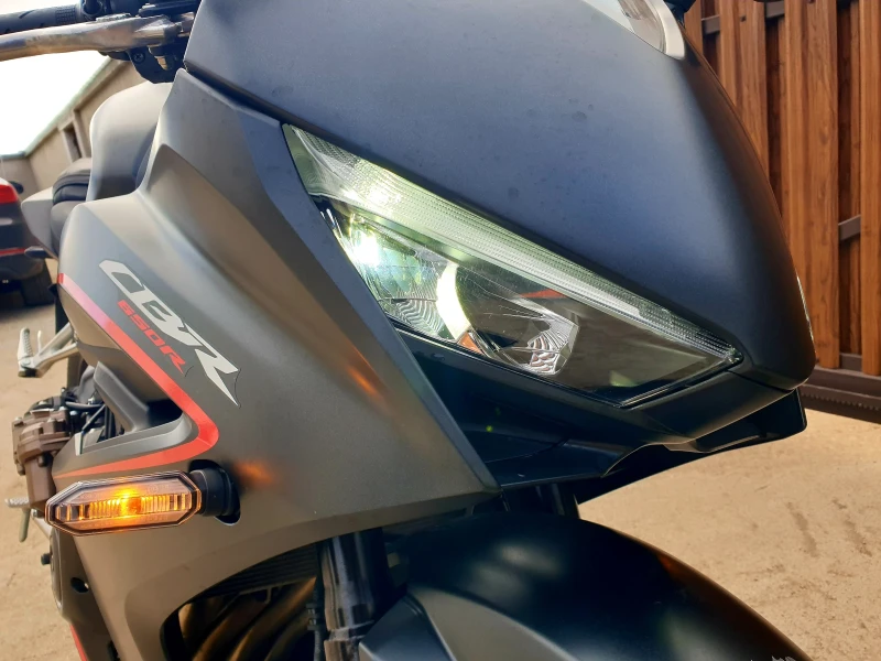 Honda Cbr CBR650R ABS, TC, LED, E-CLUTCH  , снимка 10 - Мотоциклети и мототехника - 52775018