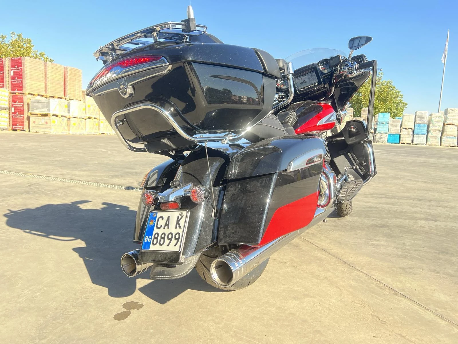 Indian Chieftain ELITE | Mobile.bg   11