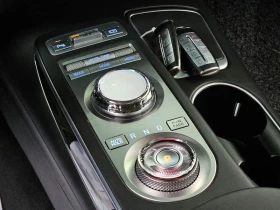 Genesis GV70 2.2 Automatic, снимка 10