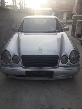  Mercedes-Benz E 290