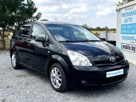 Toyota Corolla verso D-4D 2.2