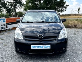 Обява за продажба на Toyota Corolla verso D-4D 2.2 ~5 500 лв. - изображение 1