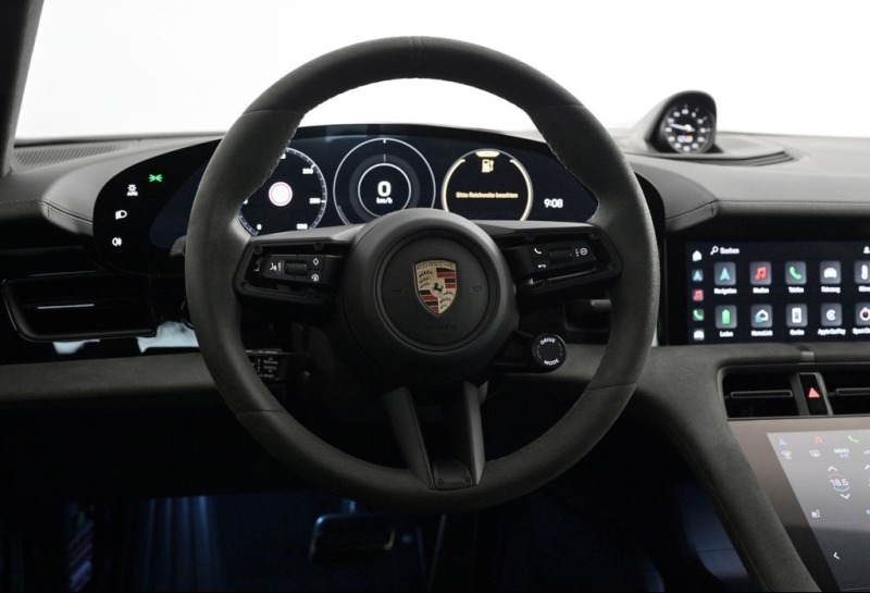 Porsche Taycan GTS/ SPORT CHRONO/ MATRIX/ PANO/ BOSE/ 21/, снимка 8 - Автомобили и джипове - 45624973
