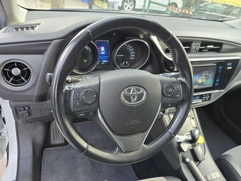 Toyota Auris SPORT LAUNGE, снимка 9 - Автомобили и джипове - 47065480