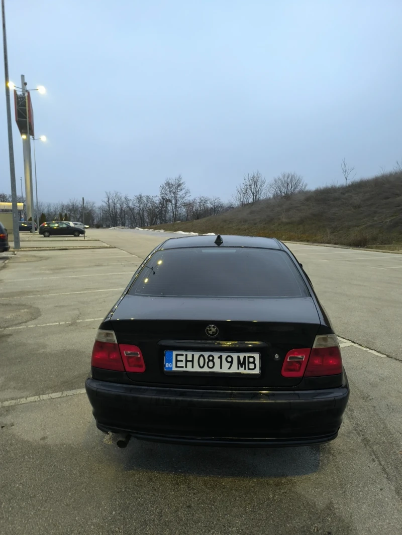 BMW 318 318i, снимка 6 - Автомобили и джипове - 49318030