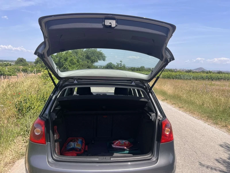 VW Golf FSI, снимка 7 - Автомобили и джипове - 52518331