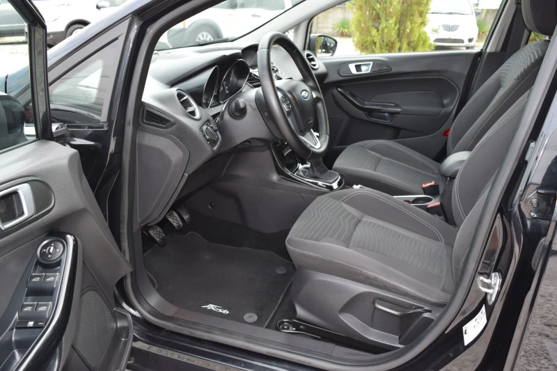 Ford Fiesta 1.5 tdci* Euro5B* Нави, снимка 9 - Автомобили и джипове - 51838195