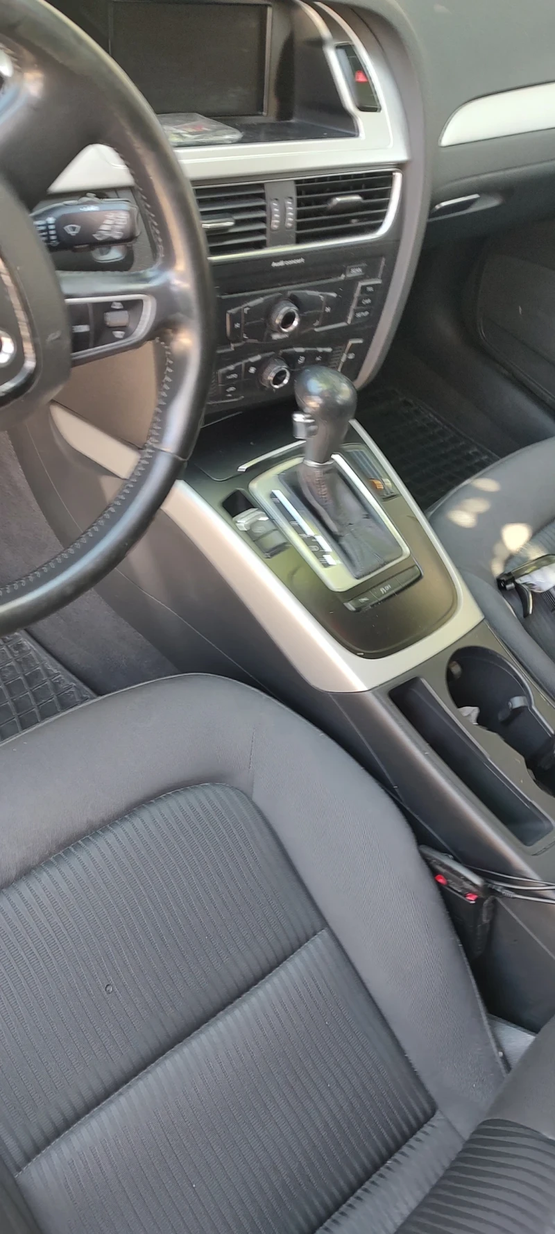 Audi A4, снимка 11 - Автомобили и джипове - 52259248