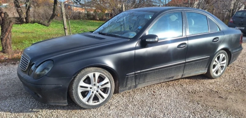 Mercedes-Benz E 220 Avtomatik , снимка 2 - Автомобили и джипове - 52586945