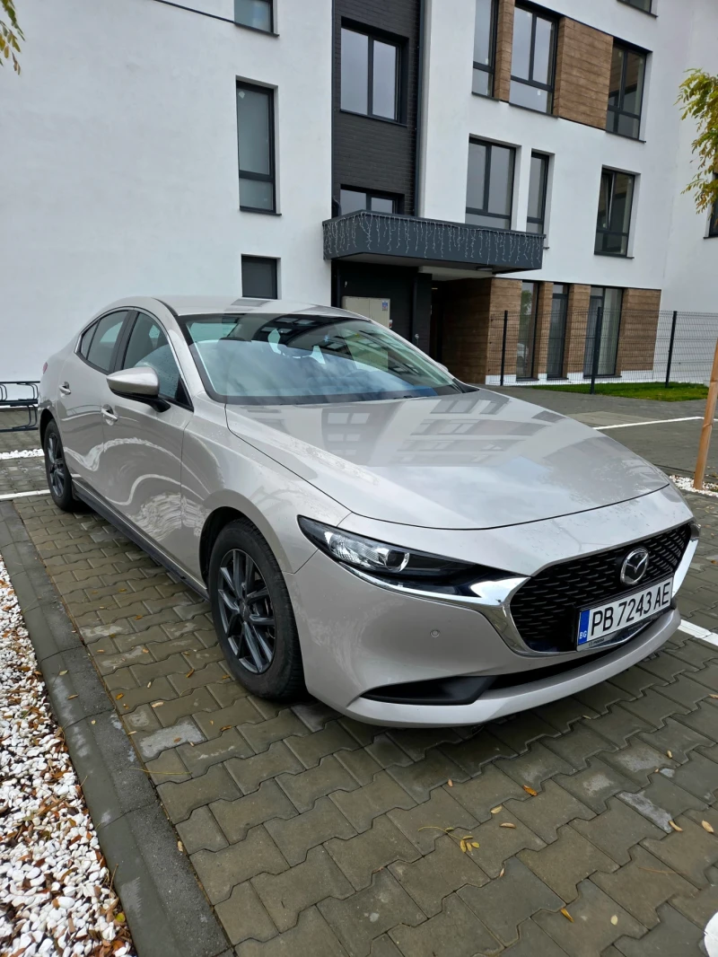 Mazda 3 E-Skyactiv G , снимка 3 - Автомобили и джипове - 52590180
