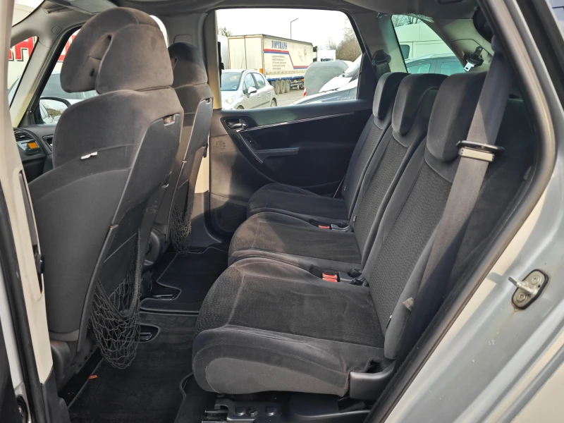 Citroen C4 Picasso 1, 6 HDi Exclusive, снимка 10 - Автомобили и джипове - 52678589