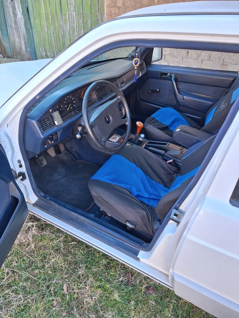 Mercedes-Benz 190, снимка 7 - Автомобили и джипове - 52702763