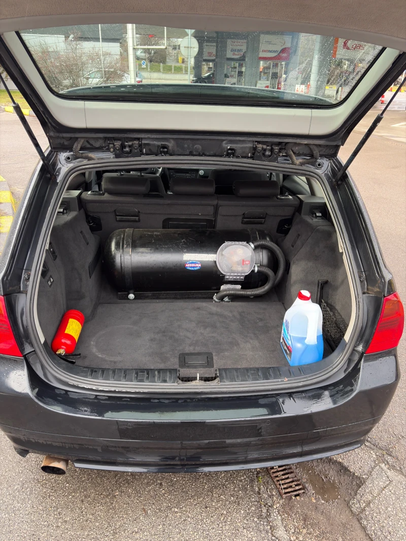 BMW 320 320i LPG, снимка 12 - Автомобили и джипове - 53285988