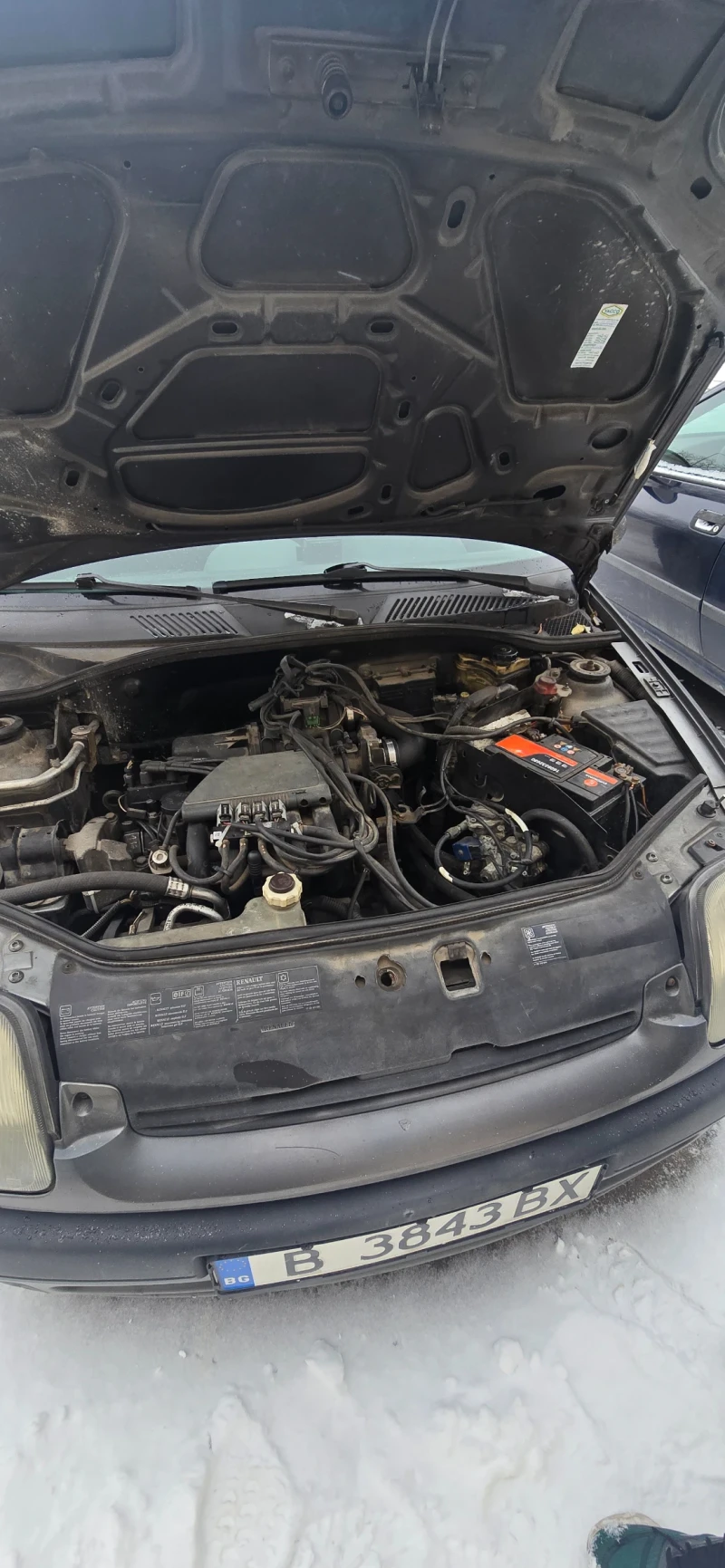 Renault Clio 1.2бензин с газов инжекцион , снимка 8 - Автомобили и джипове - 53540749