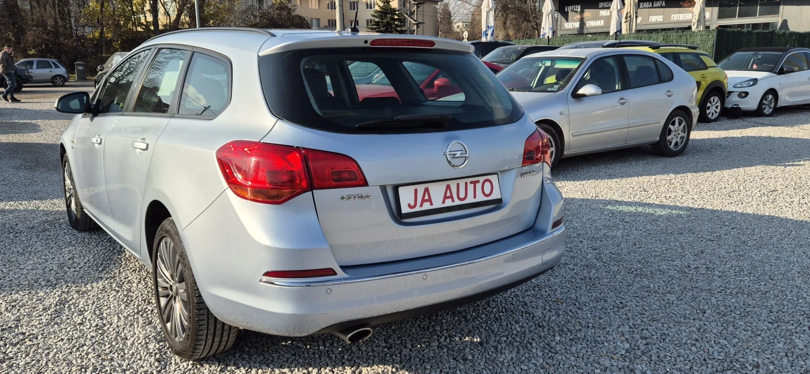 Opel Astra 1-4T-140ксАВТОМАТ - изображение 9