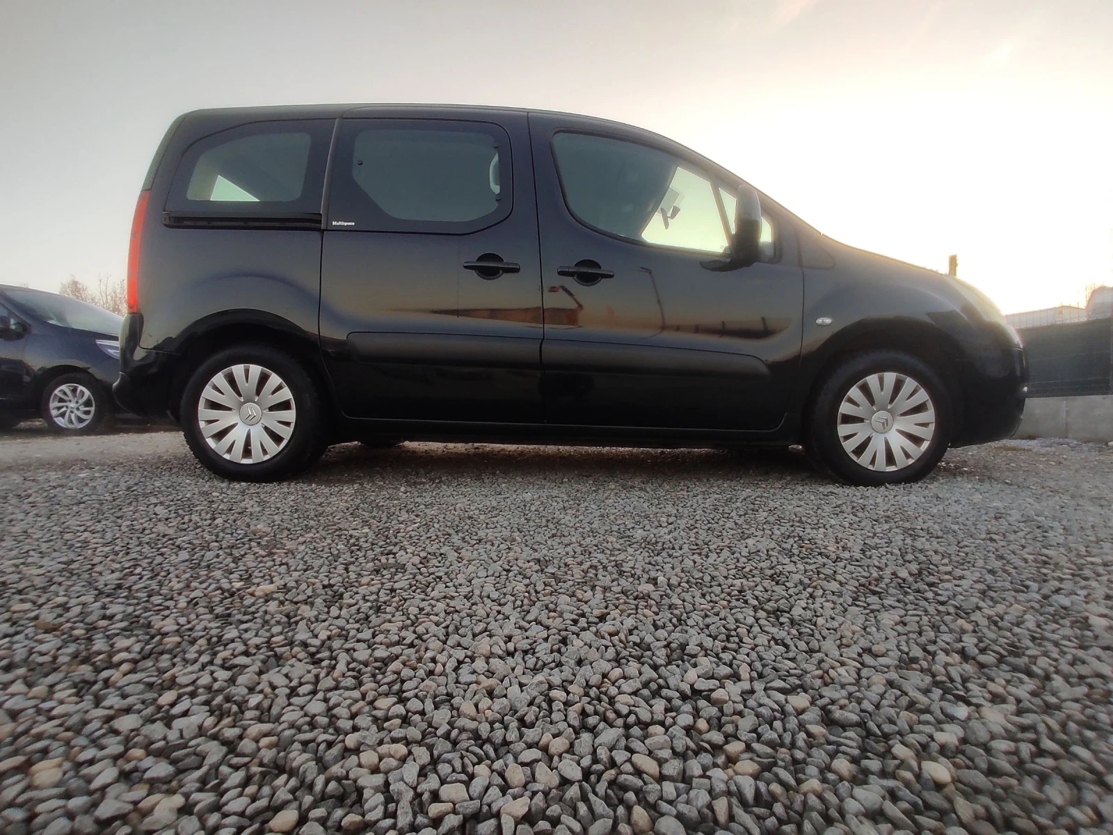 Citroen Berlingo 1.6i/ГАЗ -БЕНЗИН/СТАРИЯ МОТОР/109К.С. - изображение 6