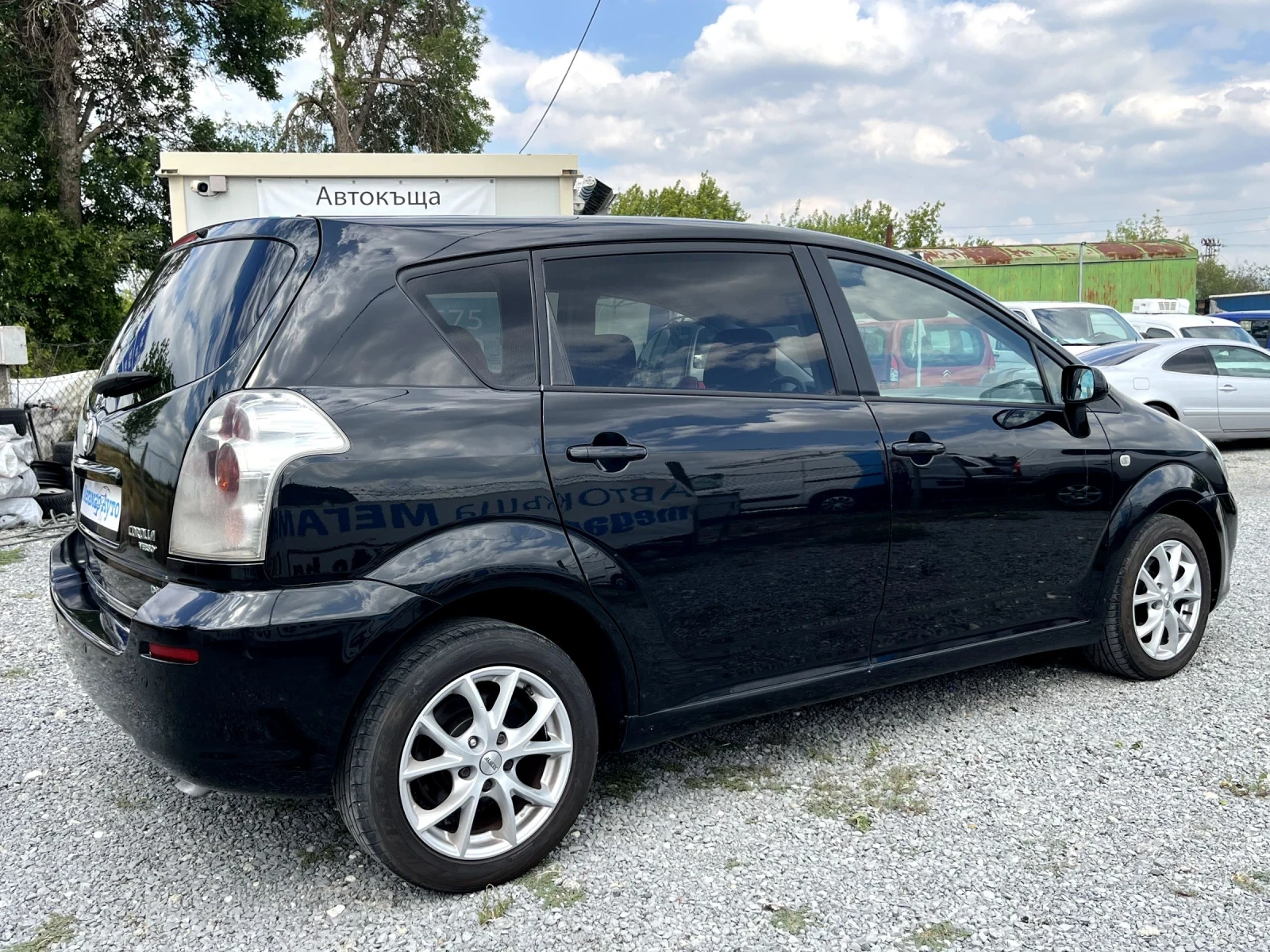 Toyota Corolla verso D-4D 2.2 - изображение 5