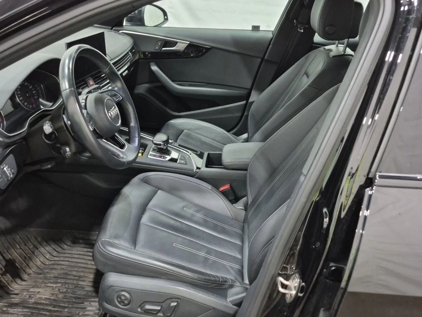 Audi A4 KOMFORT * * CARFAX * * АВТО КРЕДИТ * *  - изображение 6