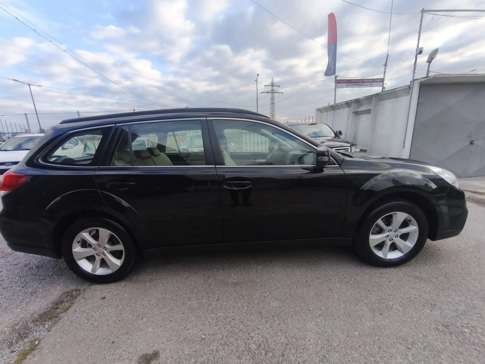 Subaru Outback 2.5-173к.с COMFORT АВТОМАТИК ВНОС-ИТАЛИЯ BRC - изображение 6