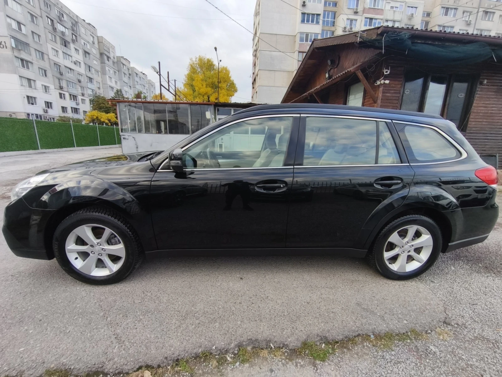 Subaru Outback 2.5-173к.с COMFORT АВТОМАТИК ВНОС-ИТАЛИЯ BRC - изображение 2