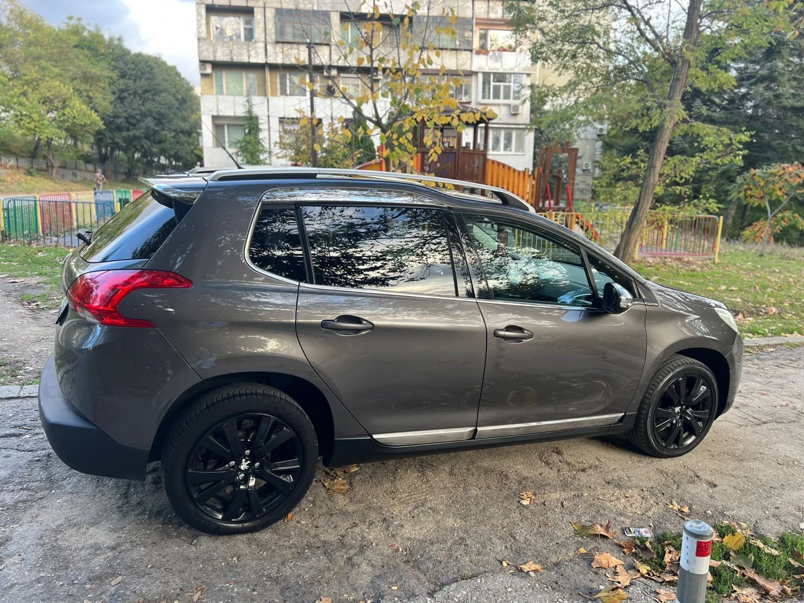 Peugeot 2008 1.6 HDI ALLURE - изображение 5