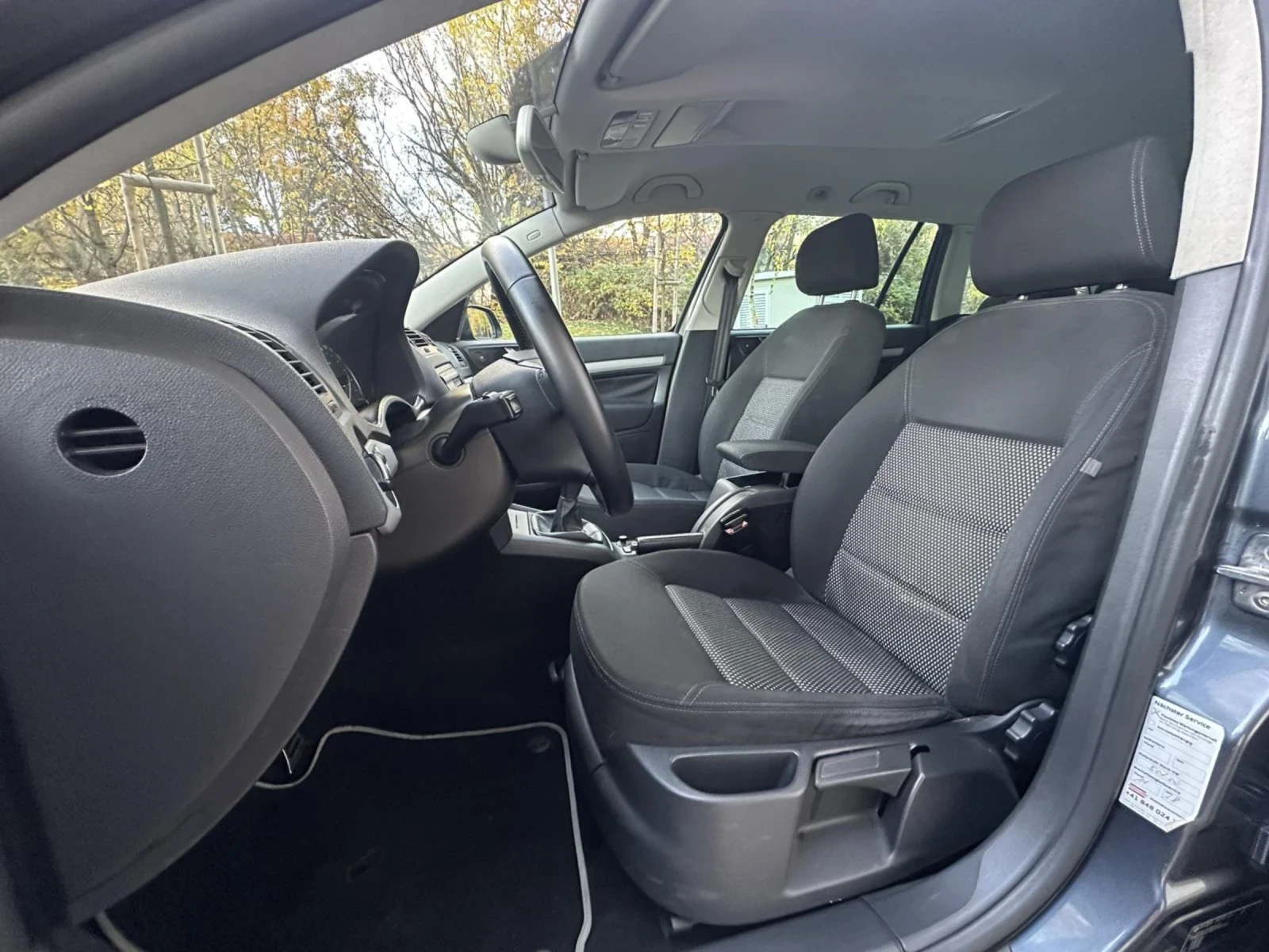 Skoda Octavia Scout / 2.0TDI / 4X4 /   | Mobile.bg   10