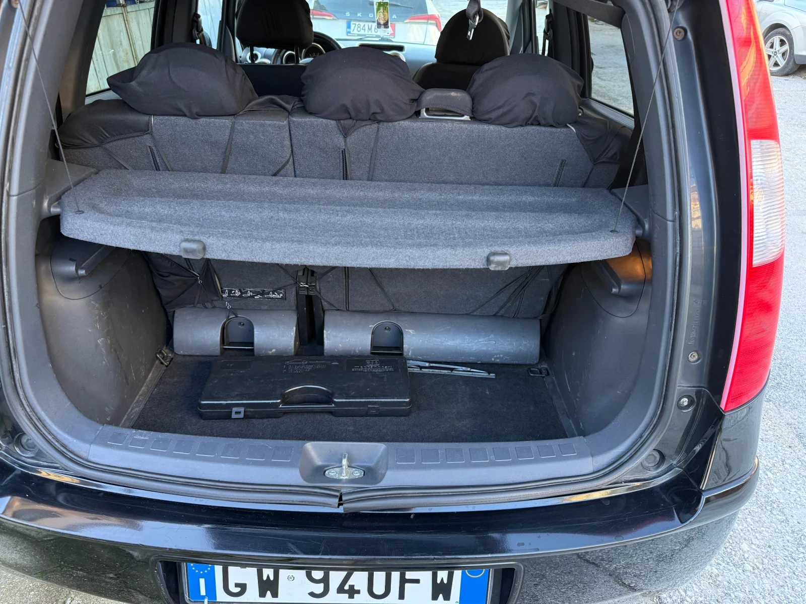 Mitsubishi Colt 1.1i Италия - изображение 10