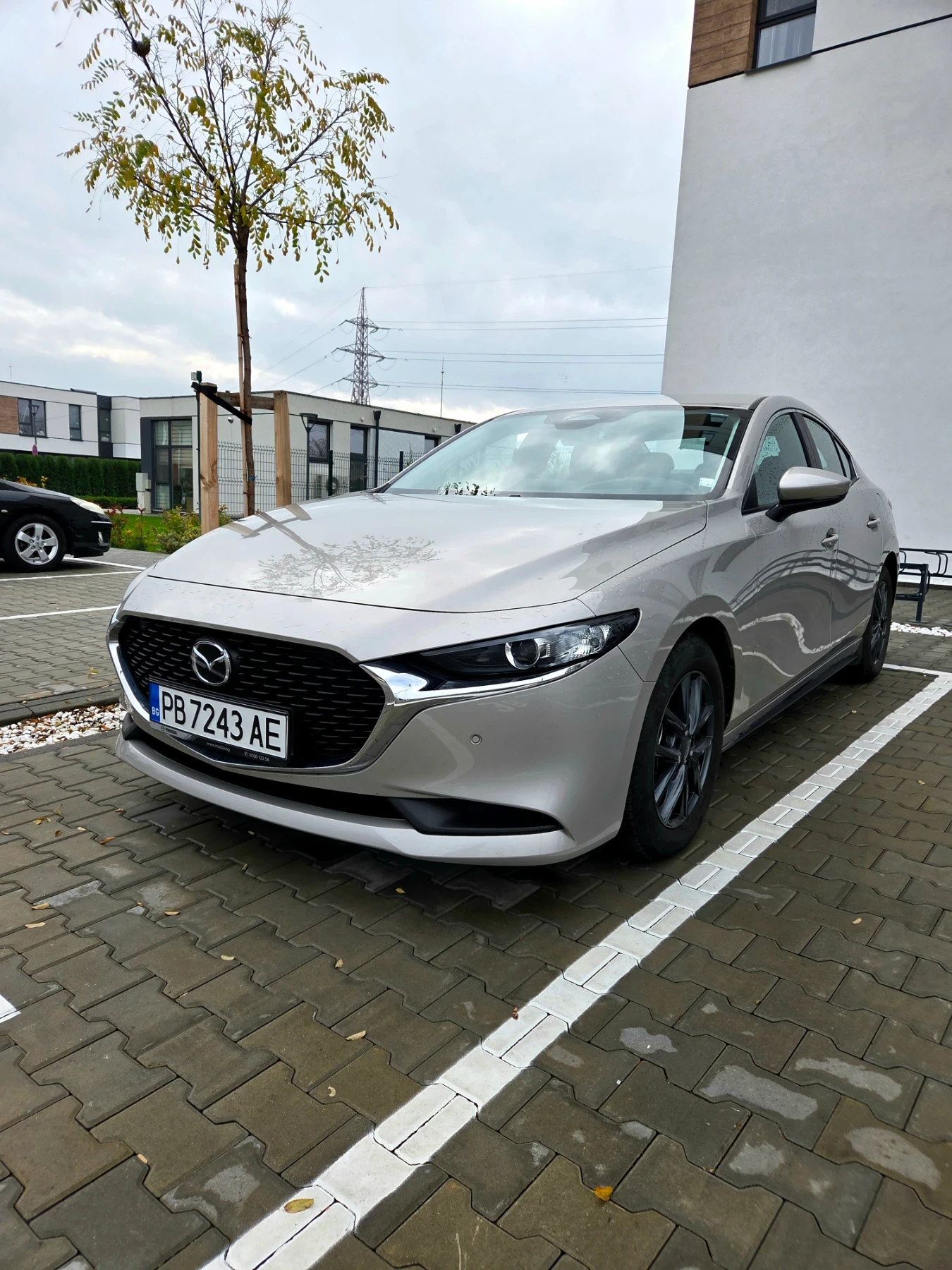 Mazda 3 E-Skyactiv G  - изображение 3