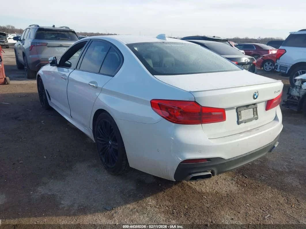 BMW 540 * CARFAX * ПОДГРЕВ* ШИБИДАХ*  - изображение 3