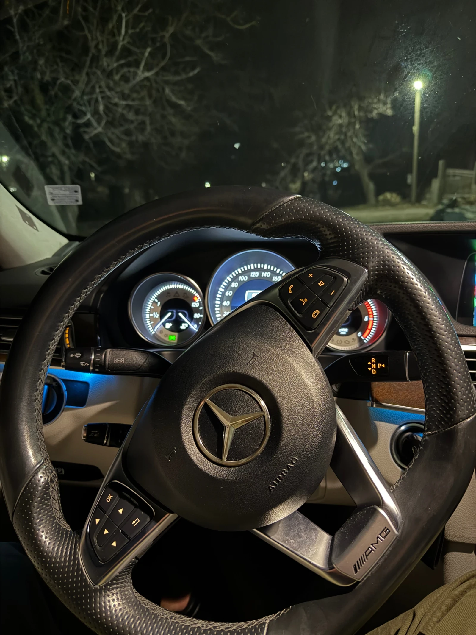 Mercedes-Benz E 350, снимка 13 - Автомобили и джипове - 53773979