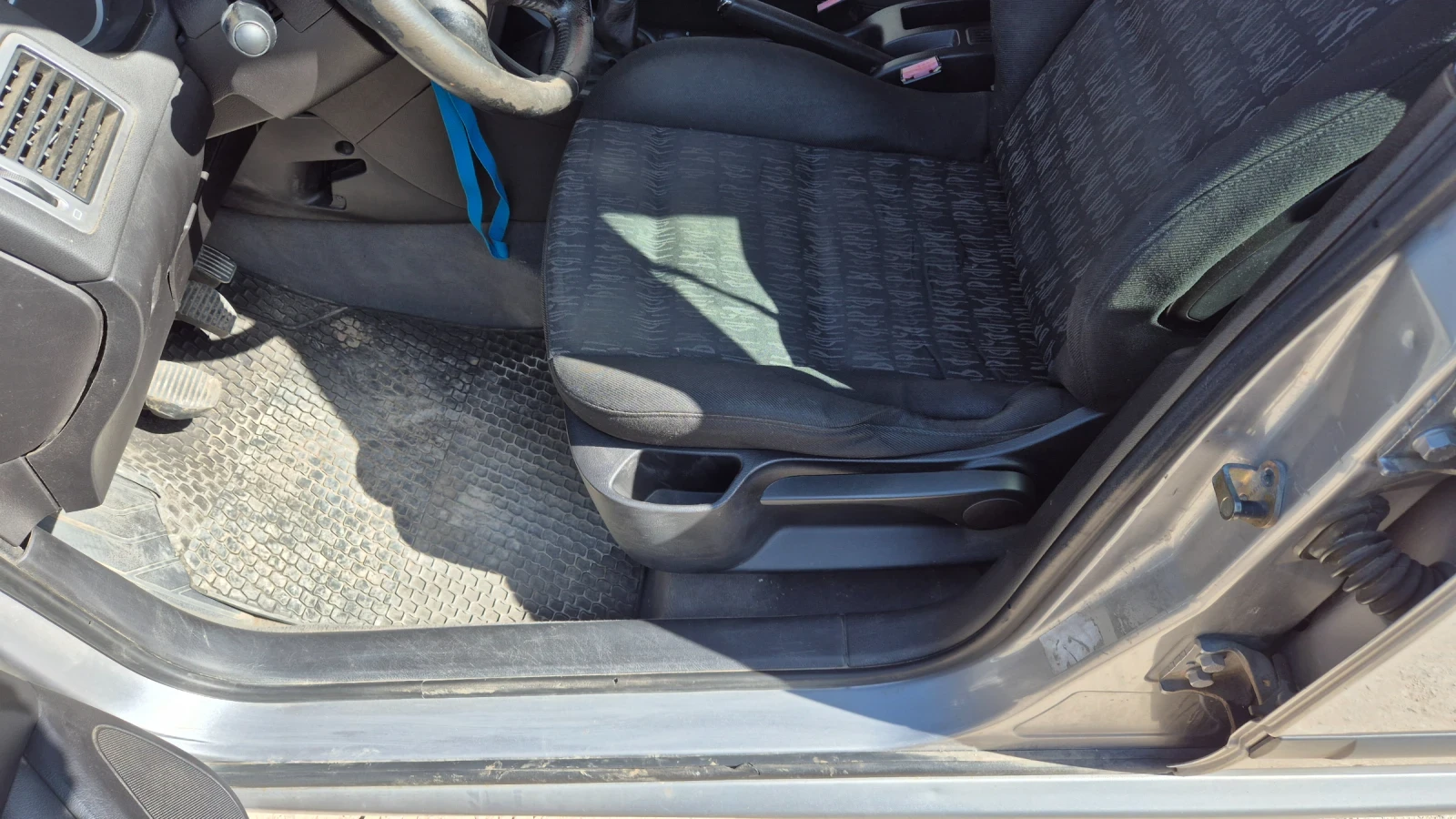 Peugeot 307, снимка 11 - Автомобили и джипове - 53826818