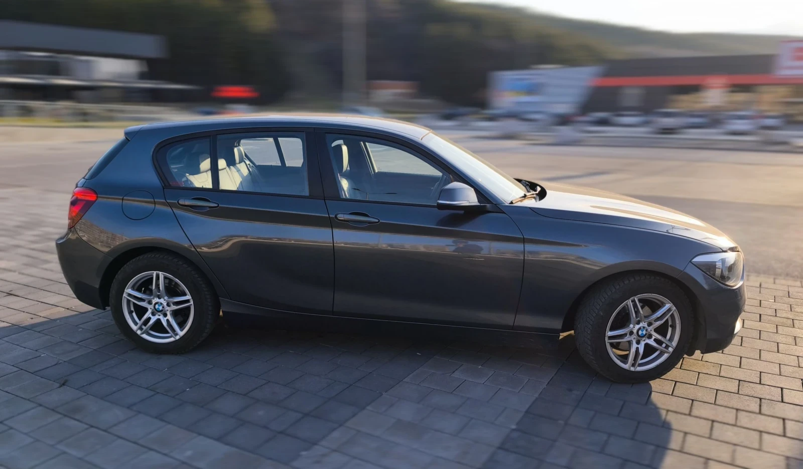 BMW 116 Кожа автоматик навигация, снимка 9 - Автомобили и джипове - 53972469