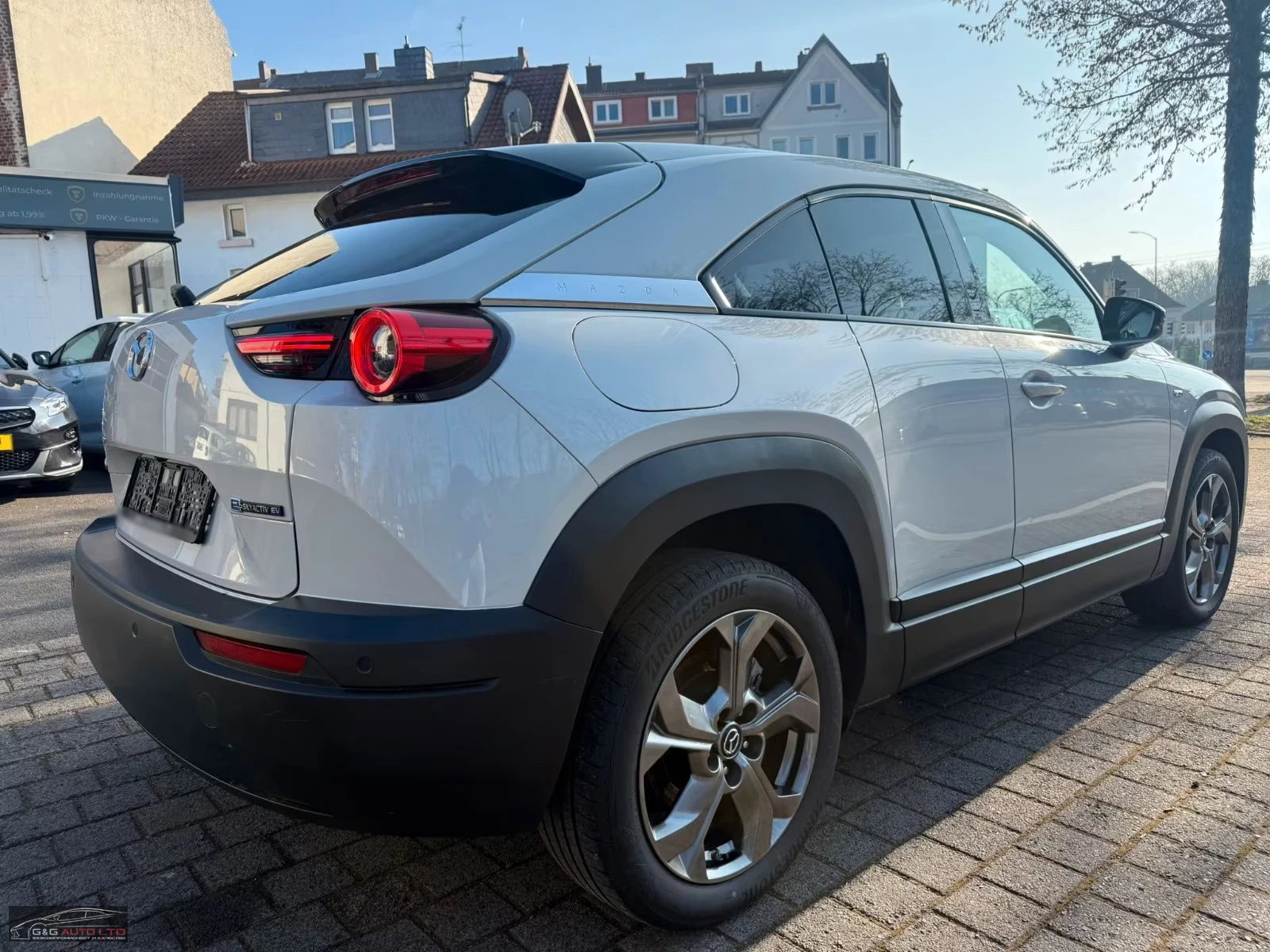 Mazda MX-30 SKYACTIVE/145HP/ACC/CAM/БАТЕРИЯ-СЕРТИФИКАТ/236z, снимка 6 - Автомобили и джипове - 54042882