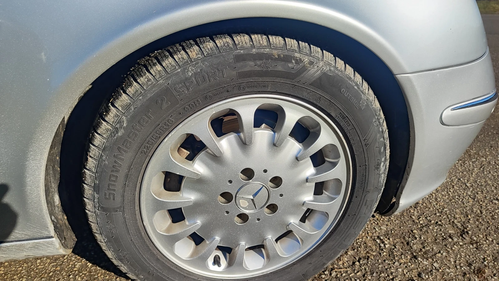 Mercedes-Benz E 270 E 270 CDI, снимка 11 - Автомобили и джипове - 54095465