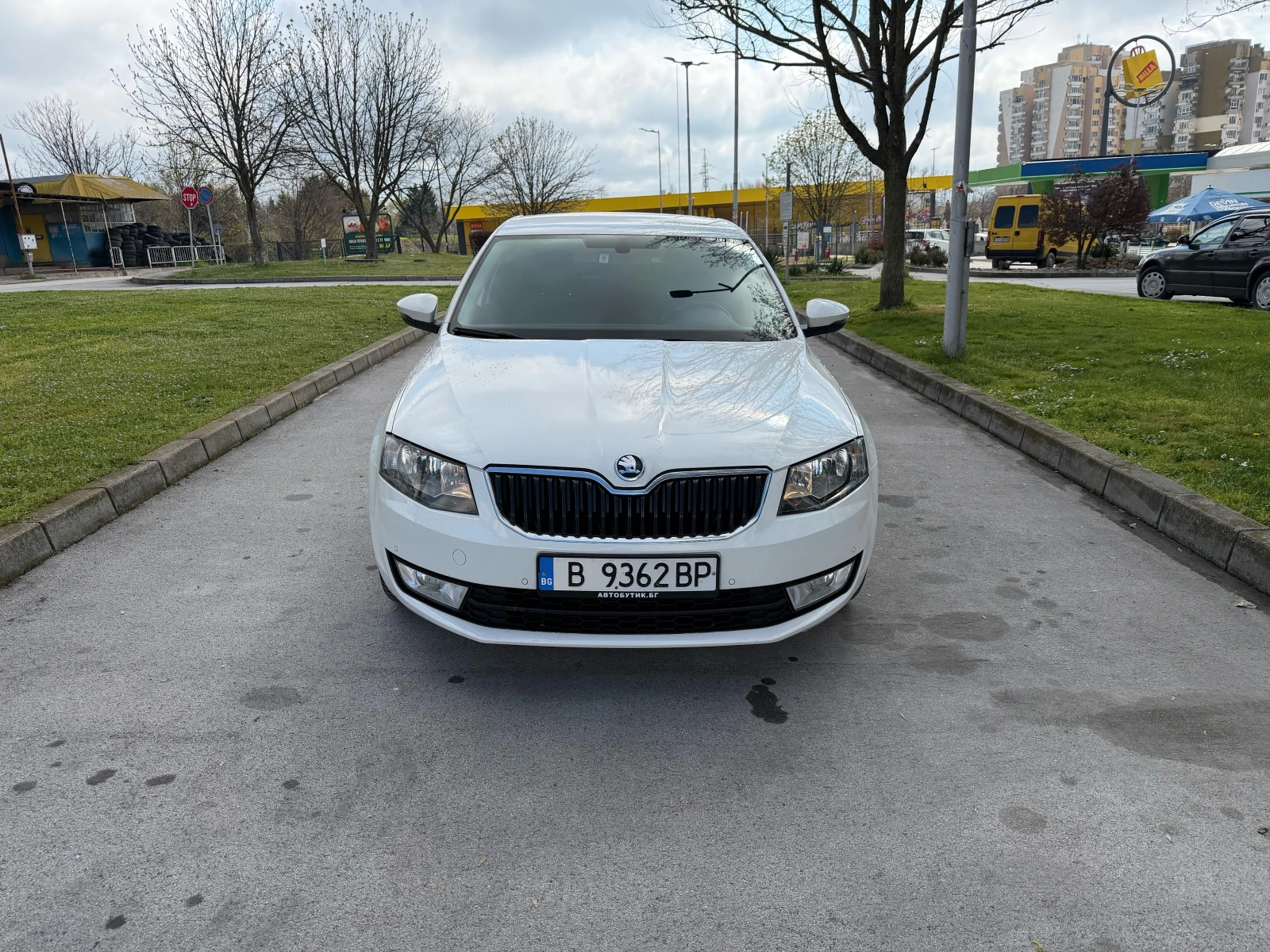 Skoda Octavia, снимка 4 - Автомобили и джипове - 54171448