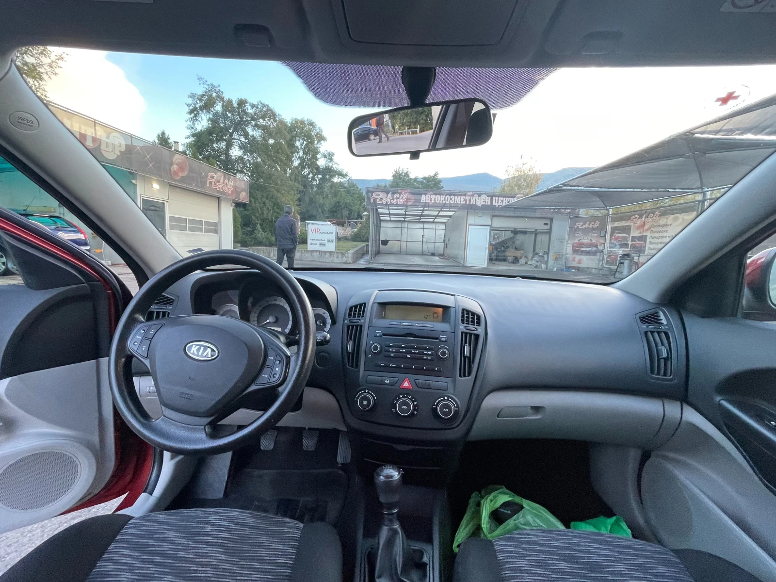 Kia Ceed, снимка 5 - Автомобили и джипове - 54316580