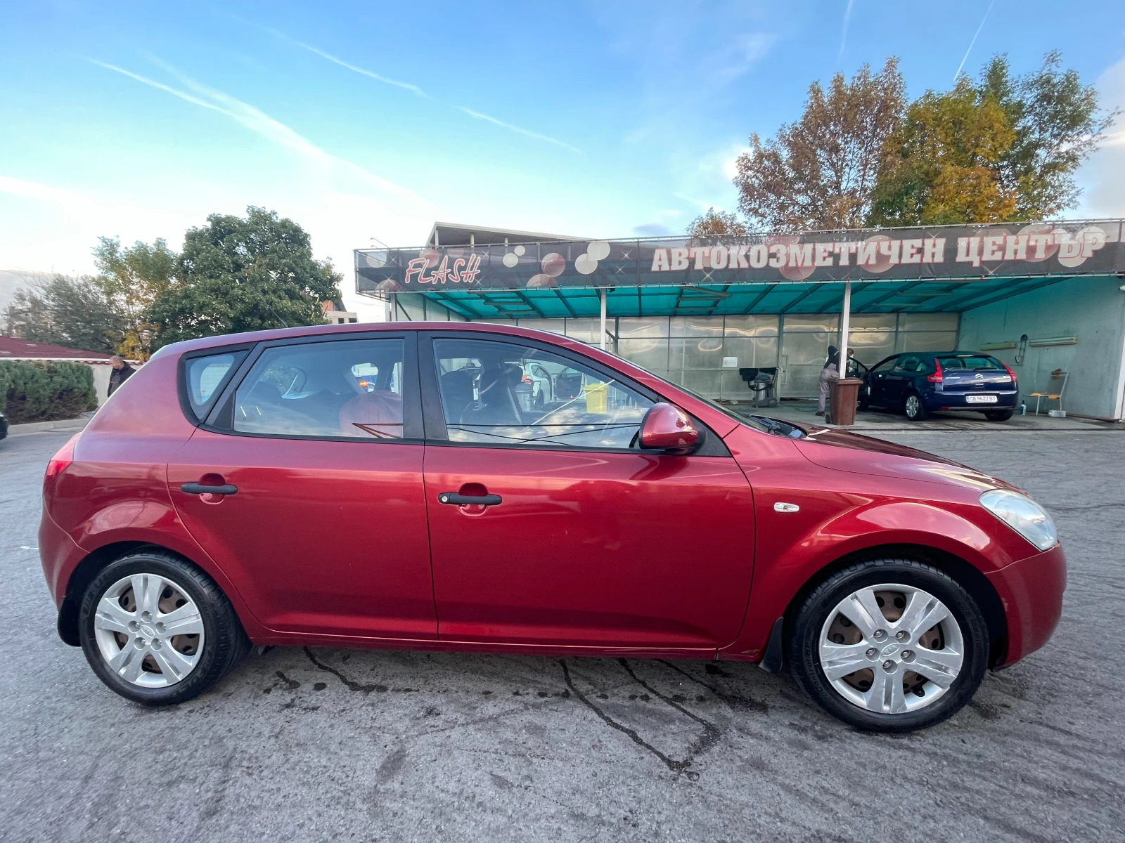 Kia Ceed, снимка 3 - Автомобили и джипове - 54316580