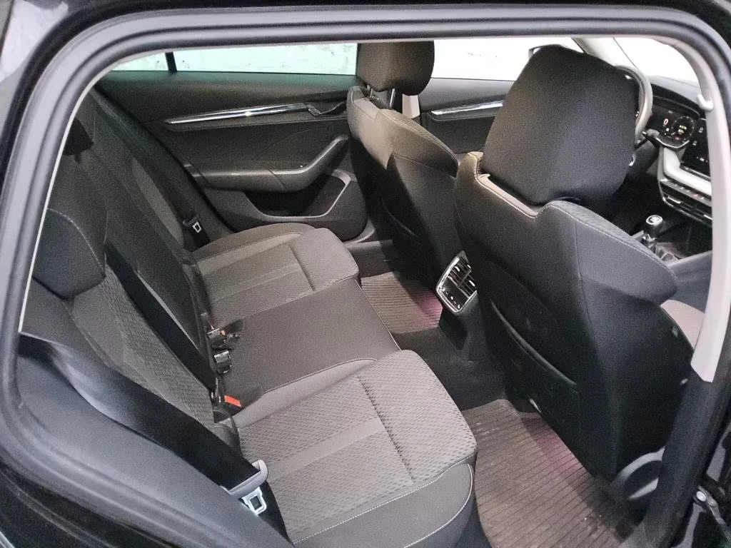 Skoda Octavia 2.0 TDI/150 PS, снимка 6 - Автомобили и джипове - 54352825