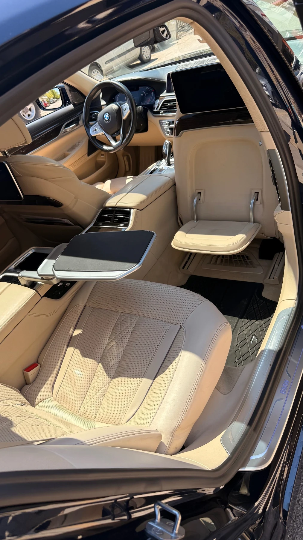 BMW 730 Ld, снимка 8 - Автомобили и джипове - 54442188