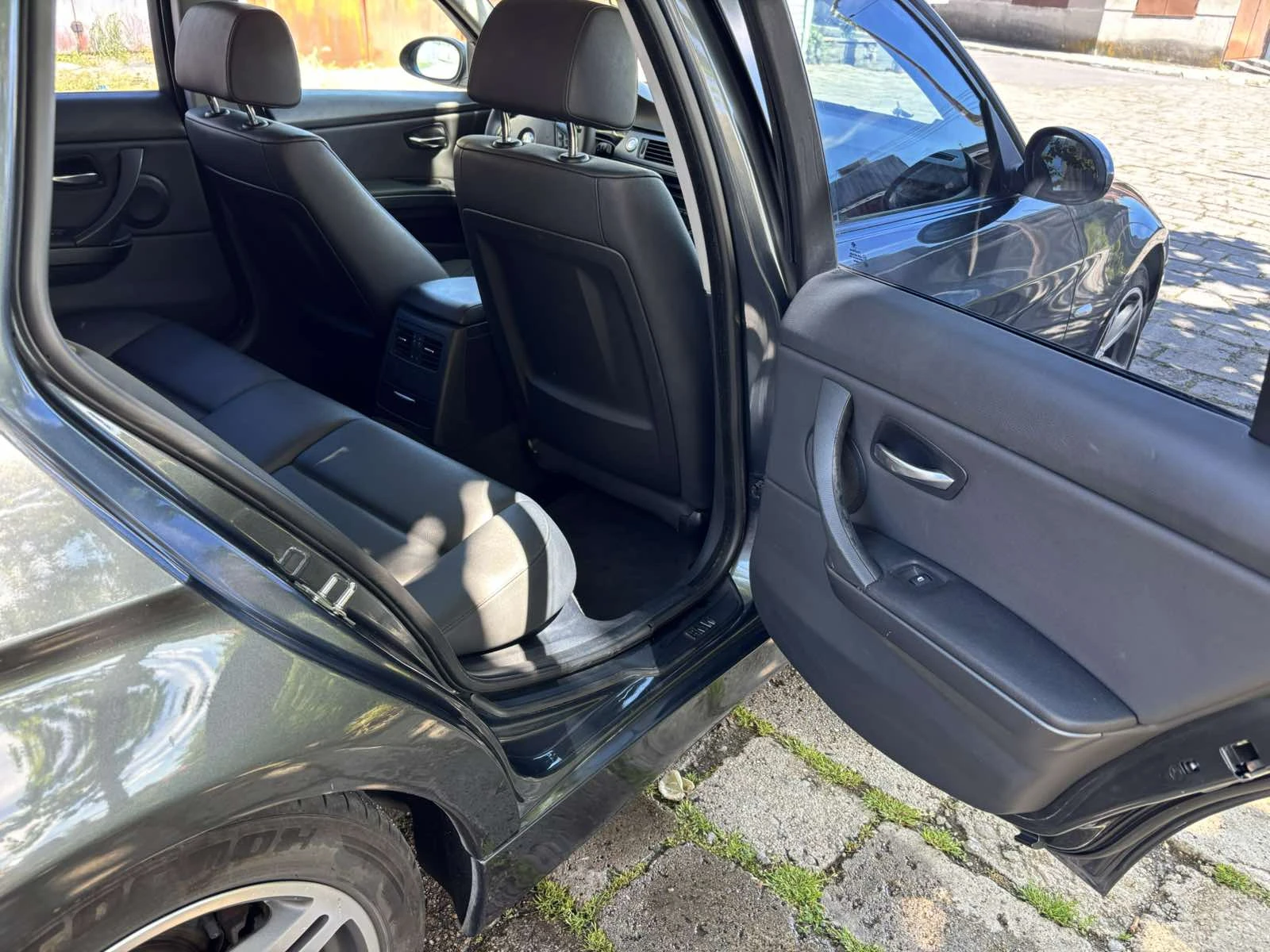 BMW 320 2.0 D , 163к.с., снимка 9 - Автомобили и джипове - 54723241