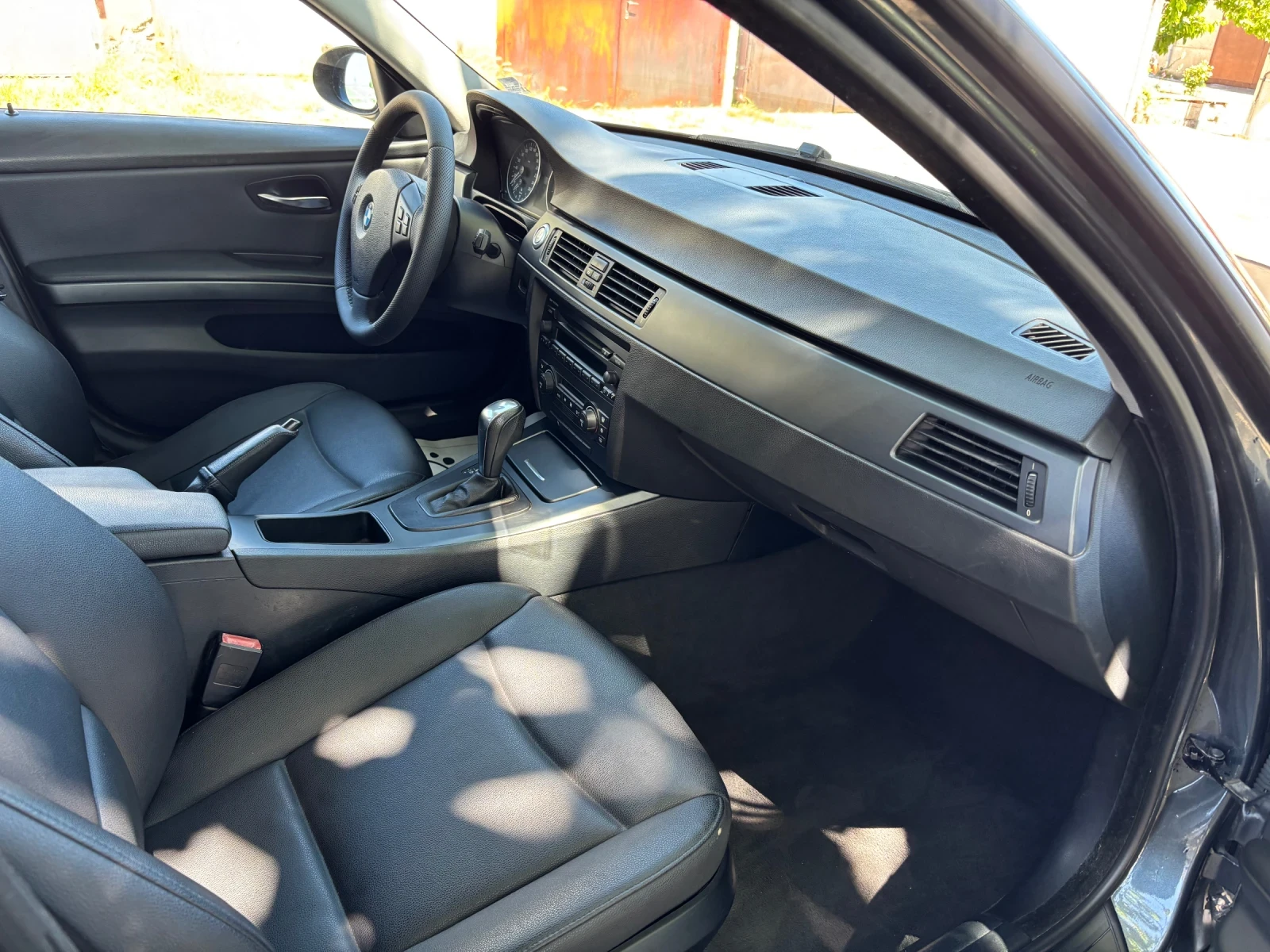 BMW 320 2.0 D , 163к.с., снимка 10 - Автомобили и джипове - 54723241