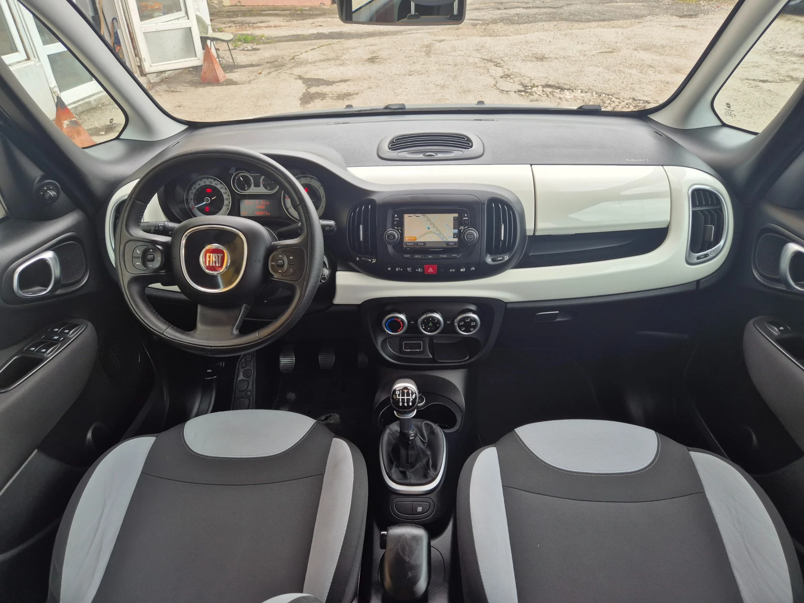 Fiat 500L 1.6 M-JET NAVI ITALY TOP, снимка 12 - Автомобили и джипове - 54783159