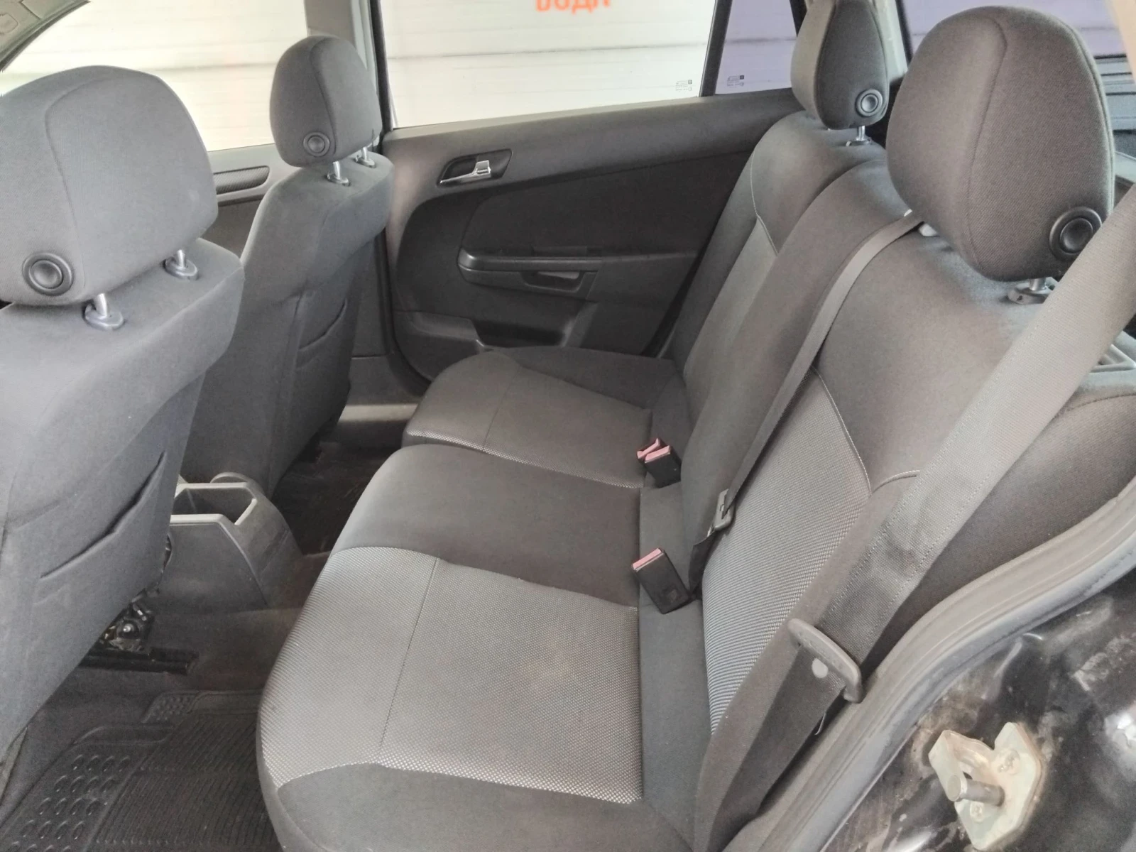 Opel Astra, снимка 4 - Автомобили и джипове - 56105629