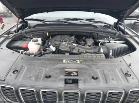Jeep Grand cherokee 3.6l Laredo 4X4, снимка 10