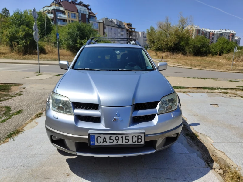 Mitsubishi Outlander 2.4/LPG, снимка 1 - Автомобили и джипове - 47529411